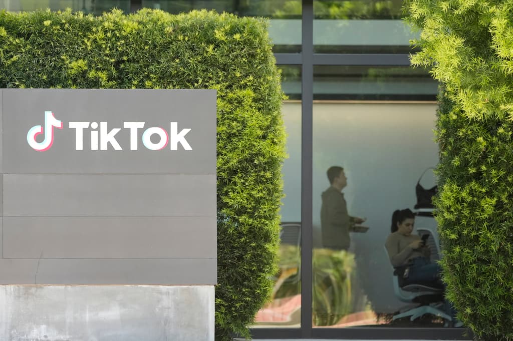 TikTok deja de funcionar en EEUU, aunque una prórroga de Trump podría salvarlo (temporalmente)