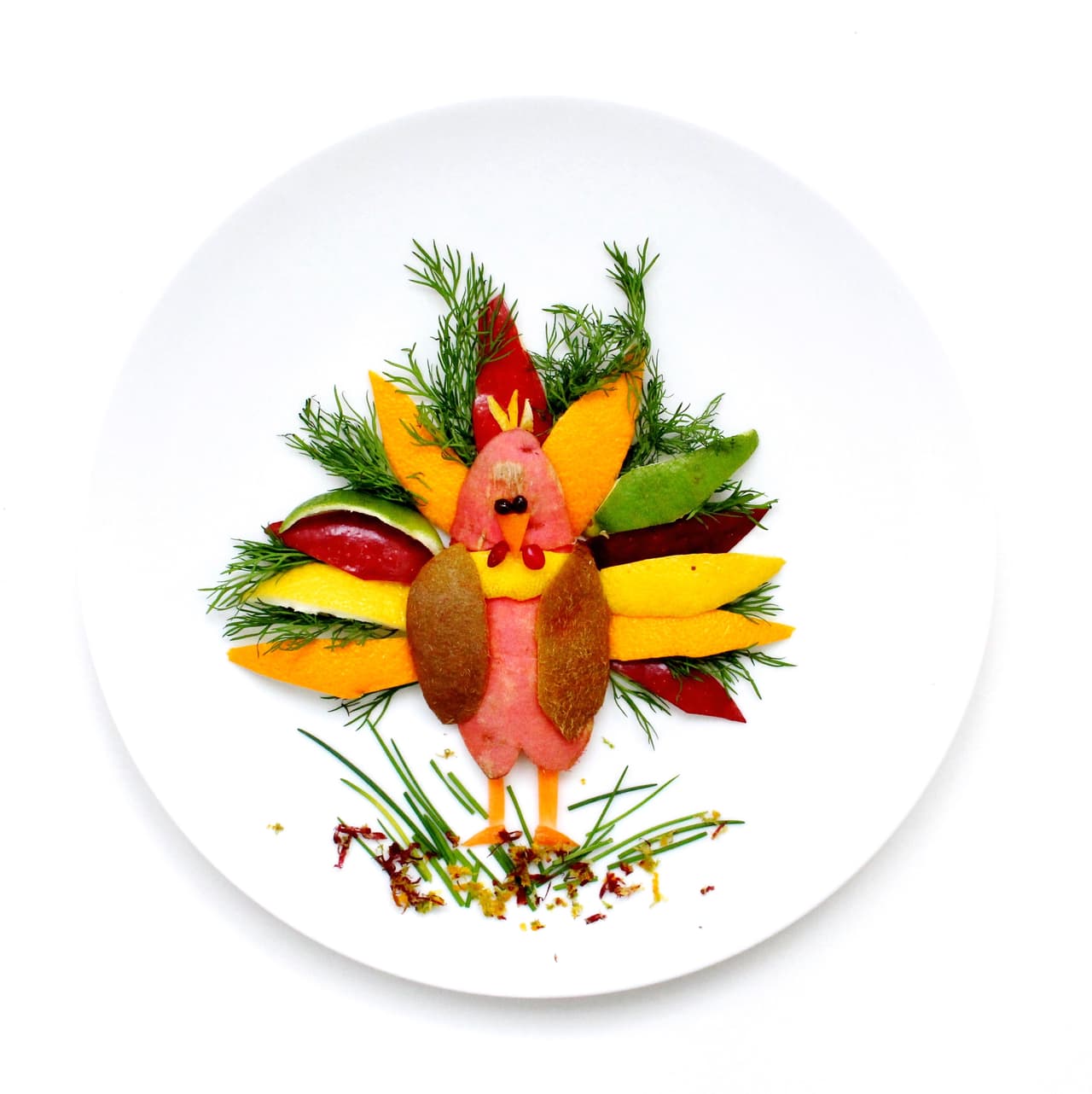 Incluso con un poco más de ingredientes y frutas, podrías tener a tu propio gallo en el plato.