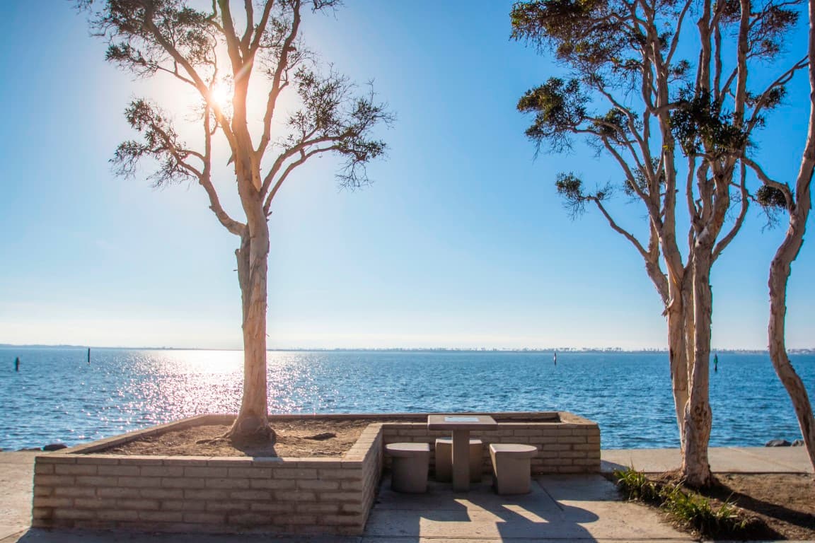Otras ciudades en California que aumentaron sus precios de casas en el curso de la pandemia fueron 
<b>Riverside en el condado de San Bernardino y Chila Vista, en el condado de San Diego, con alzas de un 6.6%.</b>