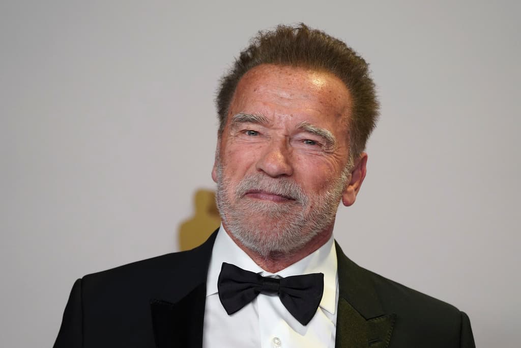 Arnold Schwarzenegger en la sala de prensa de los Oscar el domingo 10 de marzo de 2024 en el Dolby Theatre de Los Ángeles.