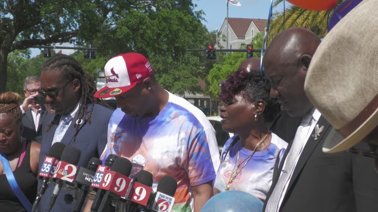 Conmemoran el primer año de la muerte del joven Tyre Sampson en la atracción Orlando FreeFall