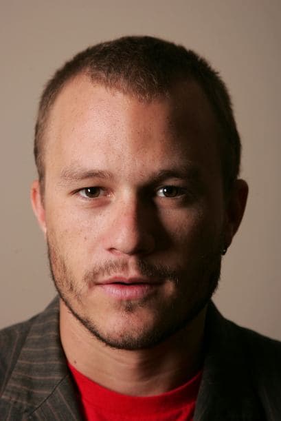 Heath Ledger Falleció a los 28 años de edad en su hogar de Manhattan tras una sobredosis accidental de medicamentos recetados.  