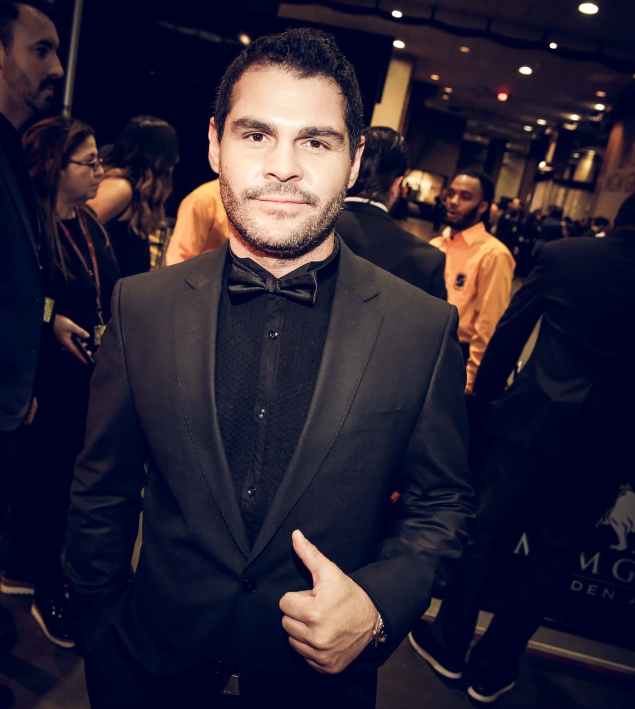 Muy elegante Marco de la O.