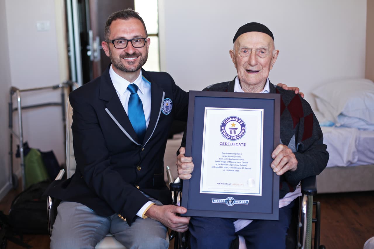 Sobreviviente del holocausto es el hombre más viejo del mundo