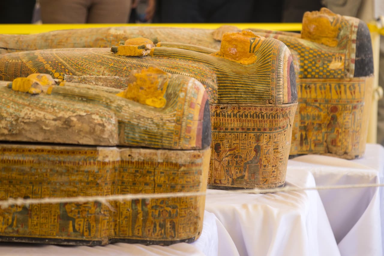 Se espera que las momias sean llevadas en noviembre al Museo del Gran Egipto, que está siendo construido cerca de las famosas Pirámides de Giza en El Cairo.