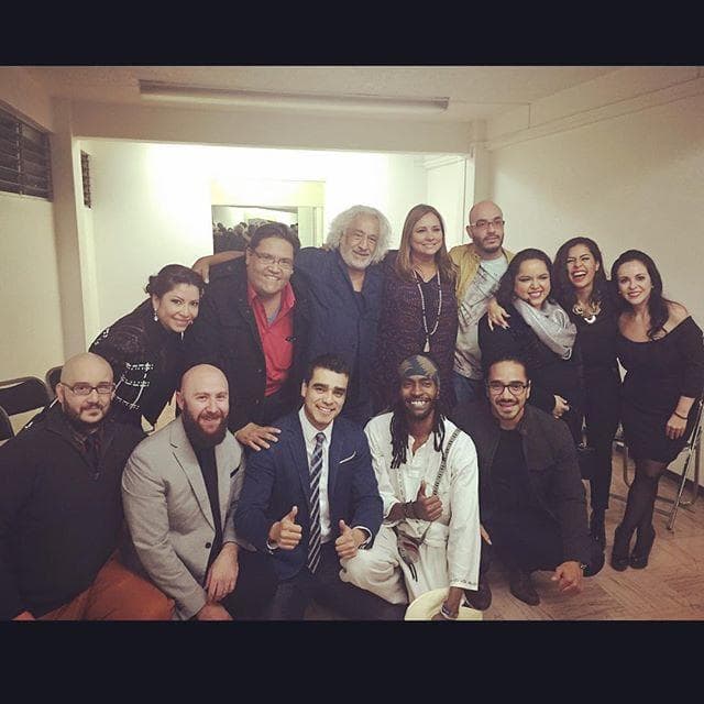 Sus alumnos en la telenovela tampoco se han olvidado de ella, pues en varias ocasiones se han reunido para recordar los viejos tiempos.