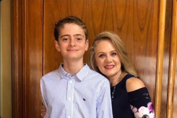 Cuéntanos, ¿ya conocías la increíble relación de estas madres famosas con sus hijos?
