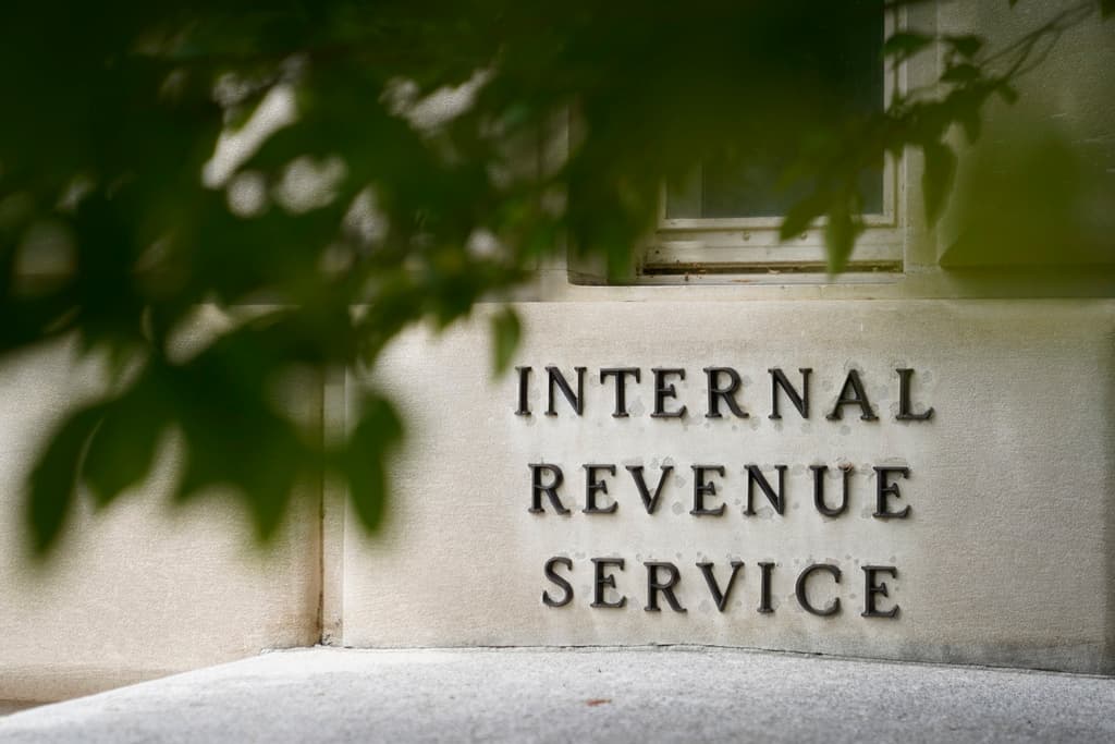Alarma en el IRS: el DOGE de Musk está buscando acceso a la agencia tributaria y datos personales de los contribuyentes