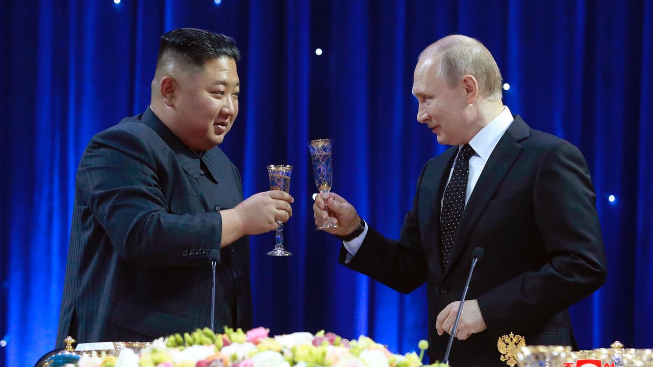 Por qué es preocupante el acercamiento entre Putin y Kim Jong Un