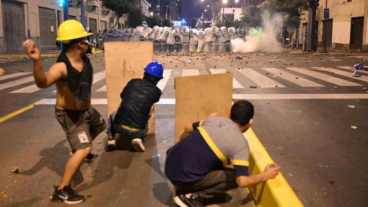 La 'bolivianización' de Perú: 5 cosas que debes saber sobre las violentas protestas que sacuden al país sudamericano