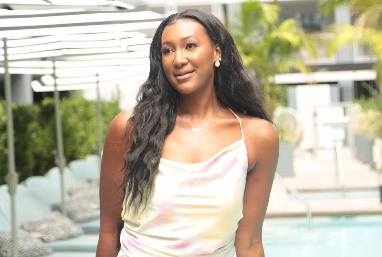 Diop inició su empresa con poco dinero en medio de la pandemia, ahora asegura que ha alcanzado más de tres millones de dólares. En una 
<a href="https://www.univision.com/local/los-angeles-kmex/ellie-diop-madre-soltera-millon-dolares-hijo-estrategia" target="_blank">conversación con Univision 34 Los Ángeles</a>, Diop reflexionó sobre los aspectos que la llevaron al éxito, los cuales son consejos que pueden servir para quienes están pensando en crear su propia empresa.