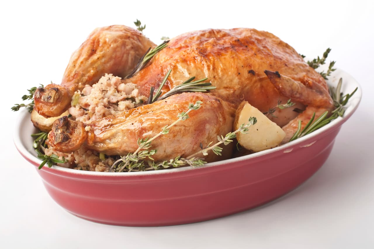 <b>Pavo: </b>Expertos recomiendan en una dieta antidepresiva consumir carnes magras como el pavo y el pollo, antes que las rojas. Estas contienen 'tirosina' lo cual permite aumentar los niveles de dopamina en el cerebro.