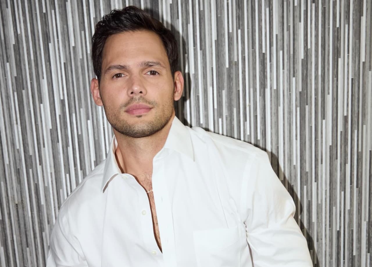 ¿Emmanuel Palomares es uno de los habitantes sorpresa de La Casa de Los Famosos México 2026? Así respondió el guapo actor