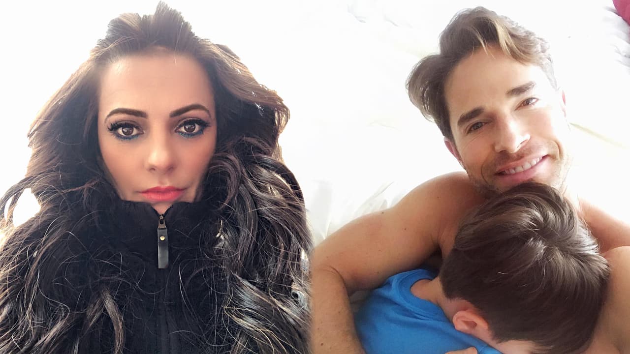 Con “cara de enojada”, Cecilia Galliano muestra por dónde tiene que caminar con el hijo de Sebastián Rulli