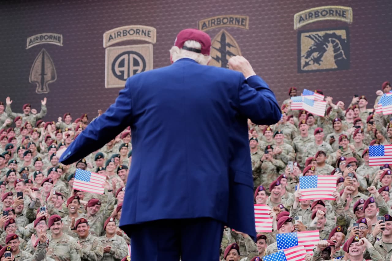 Experta: "Este desfile se trata de complacer al presidente. Trump piensa que el poder militar es un reflejo de su poder personal"