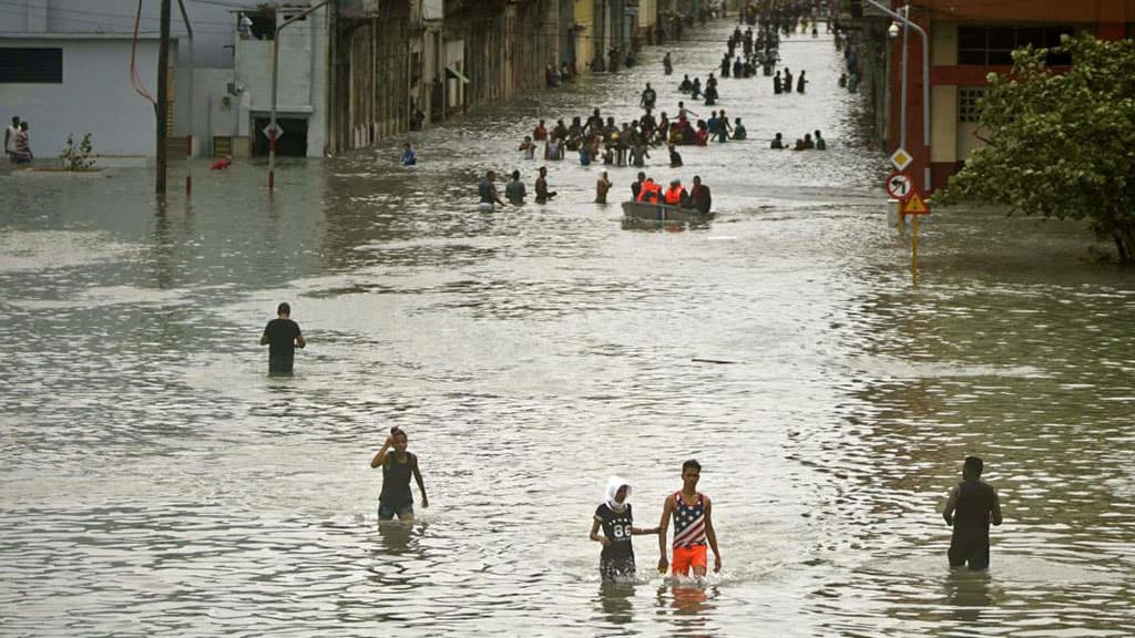 Cuba: Crumbling old homes in Cuba won't survive another storm