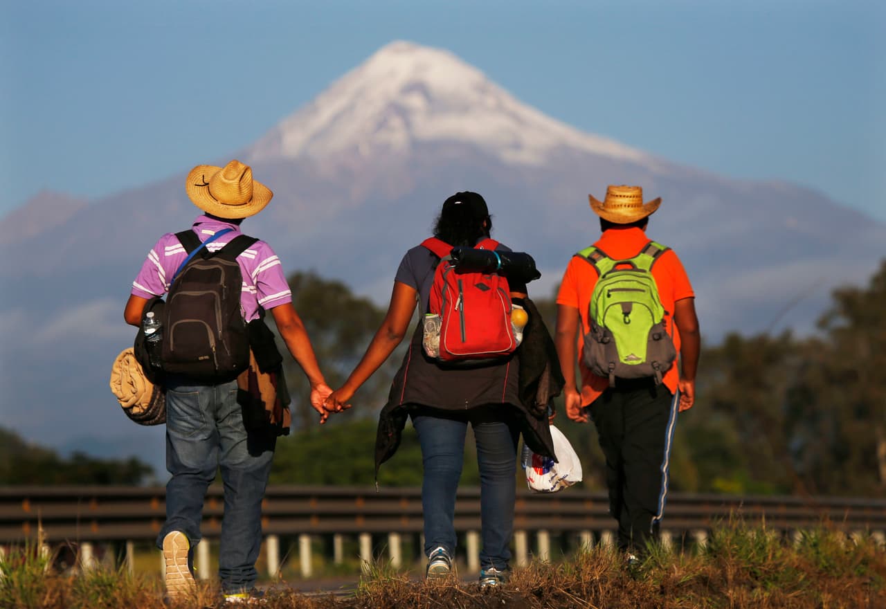 Las claves de la orden de Trump que cambia el asilo: es temporal y los niños migrantes no están protegidos