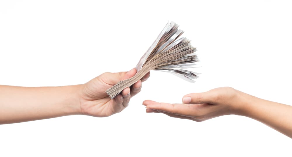 El peligro está en el exceso de optimismo en cuestiones económicas y hacer compras innecesarias, haciéndote perder dinero y poniéndote mal en tu crédito.
<br>