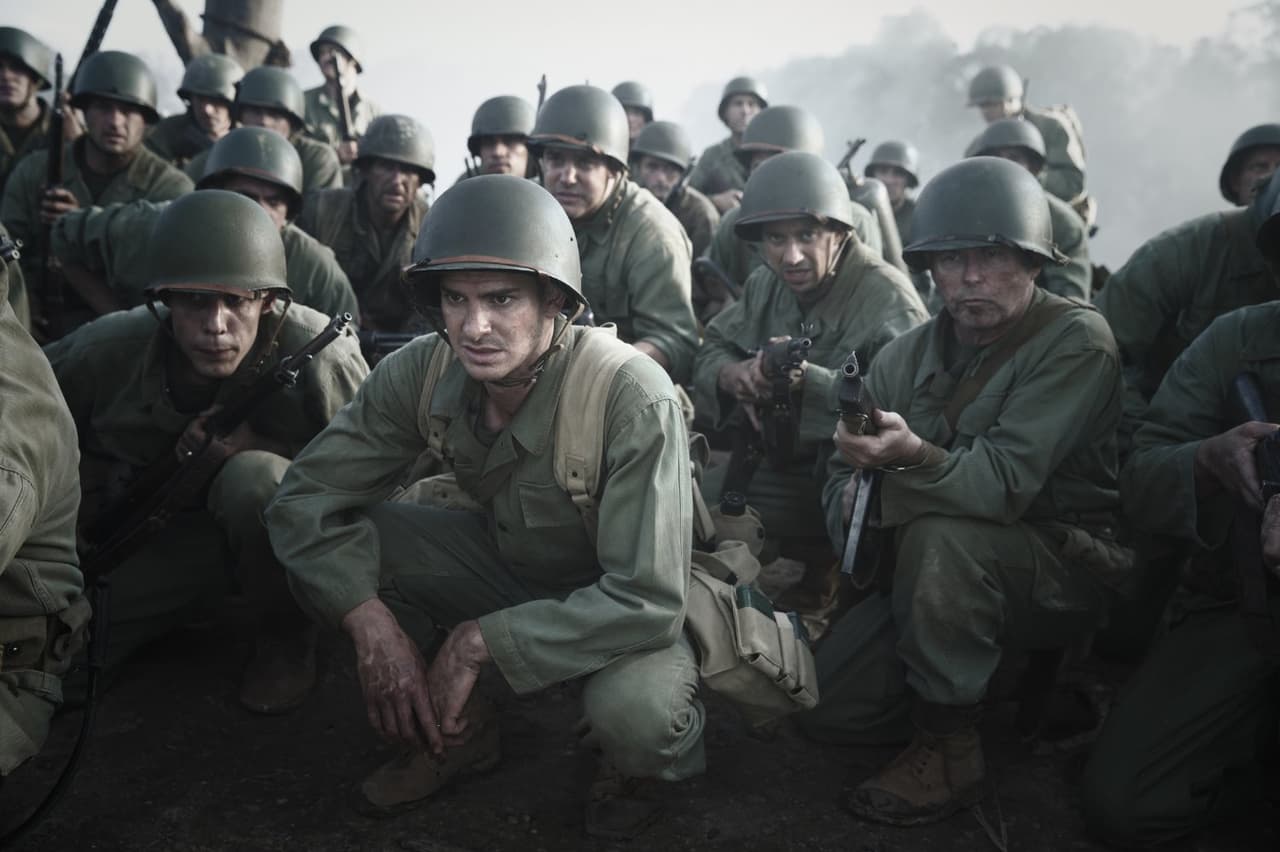 <b>MEJOR EDICIÓN DE SONIDO</b>
<br>“Arrival,” Sylvain Bellemare
<br>“Deep Water Horizon,” Wylie Stateman y Renee Tondelli
<br>“Hacksaw Ridge,” Robert Mackenzie y Andy Wright
<br>“La La Land,” Ai-Ling Lee y Mildred Iatrou Morgan
<br>“Sully,” Alan Robert Murray y Bub Asman