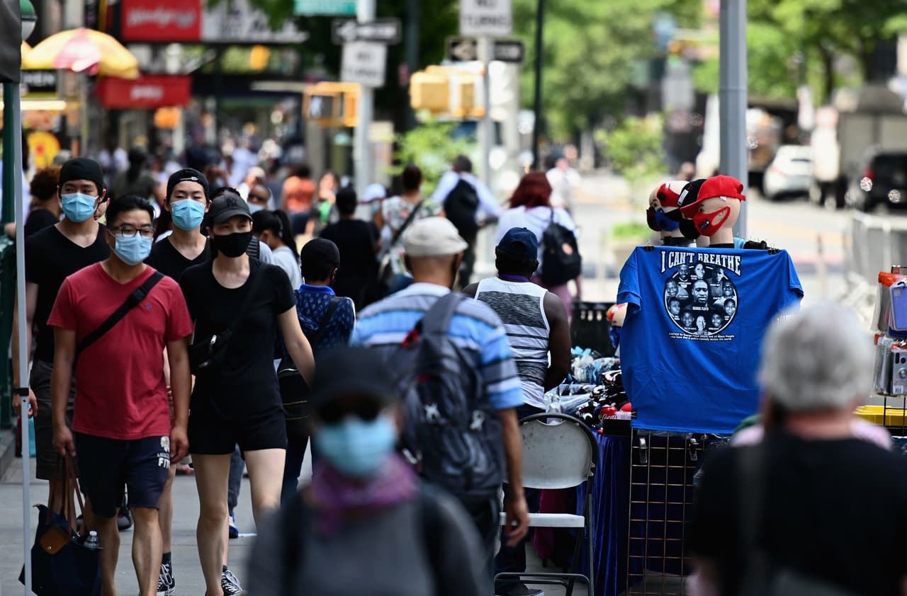 Cerca de 50,000 trabajadores regresarán bajo la Fase 3 en la ciudad, dijo el alcalde Bill de Blasio.