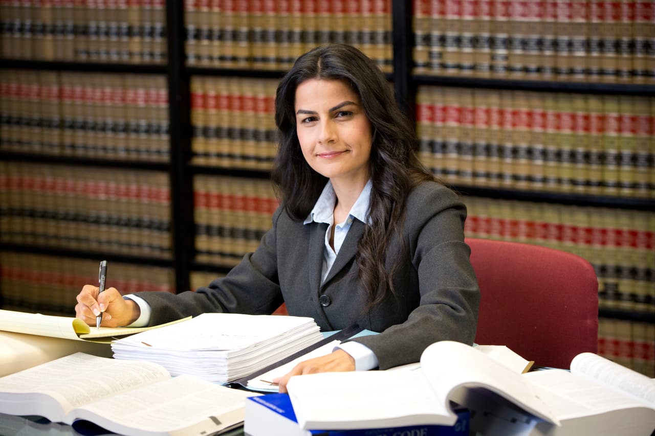 <b>Nanette Barragán Distrito 44, California. </b>Ocupa el cargo desde 2017. Nació en 1976 en Harbor City, California, de padres mexicanos. Es demócrata y su distrito abarca partes del sur de Los Ángeles y el área portuaria.