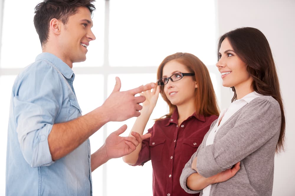 <b>Sagitario</b>
<br>
<b>Tu herramienta es tu espontaneidad y amor al conocimiento</b>
<br>
<br>No hay signo más espontáneo que tú, sincero, franco, abierto, capaz de decir lo que piensa aunque hacerlo vaya en contra de la corriente. 
<br>