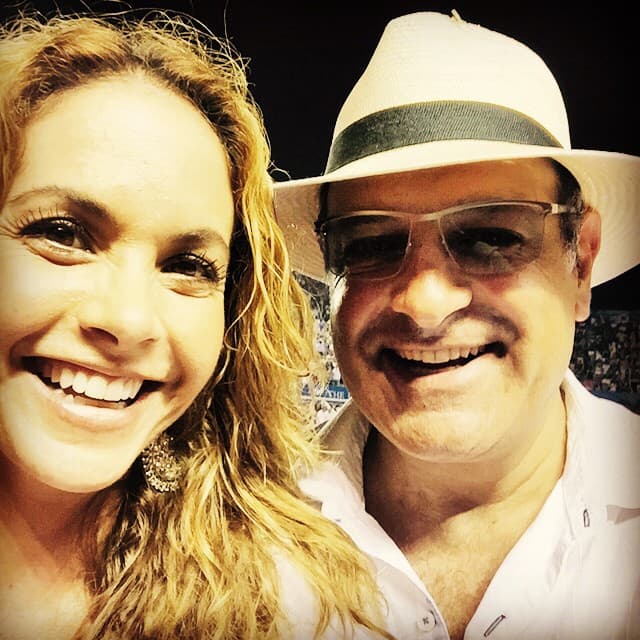 En un reciente encuentro con los medios de comunicación en México y en compañía de su pareja Michel Kuri, Lucero respondió a la petición de sus seguidores.
<br>