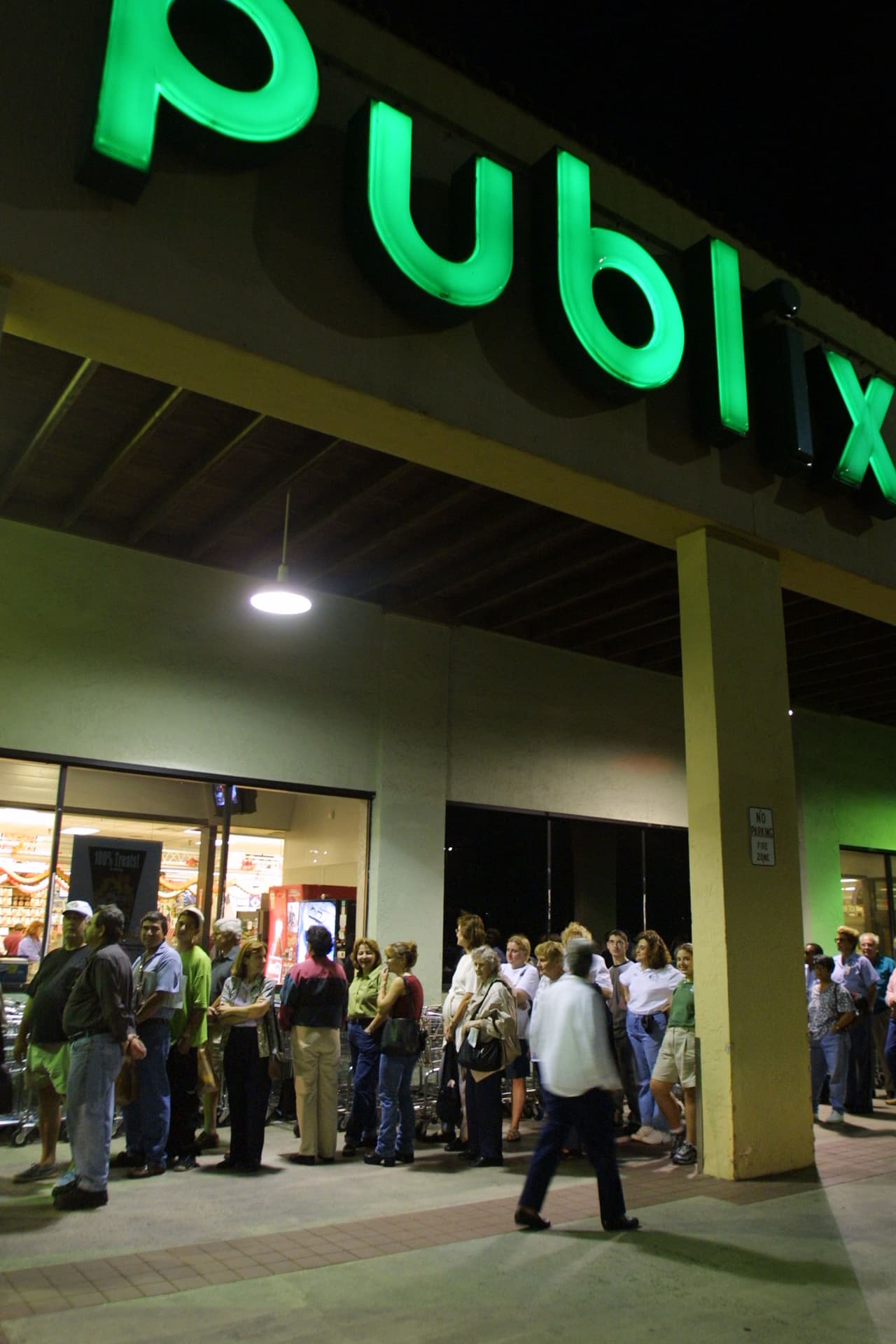 El condado Marion, Hernando y Citrus comienzan este jueves 7 de enero. 
<a href="https://www.publix.com/covid-vaccine/?utm_source=vanity&utm_medium=direct&utm_term=covidvaccine&utm_campaign=PCN19449" target="_blank">Revise aquí los Publix que tienen la vacuna. </a>