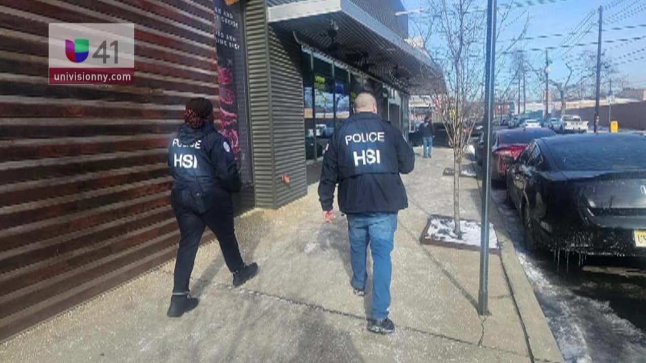 Una tarde muy caótica vivieron empleados de una 
<a href="https://www.univision.com/local/nueva-york-wxtv/ice-detiene-pandillero-ms13-indocumentados-nueva-york-delitos">distribuidora de mariscos en Newark </a>cuando escucharon los gritos de advertencia sobre la presencia de agentes de inmigración o ICE.