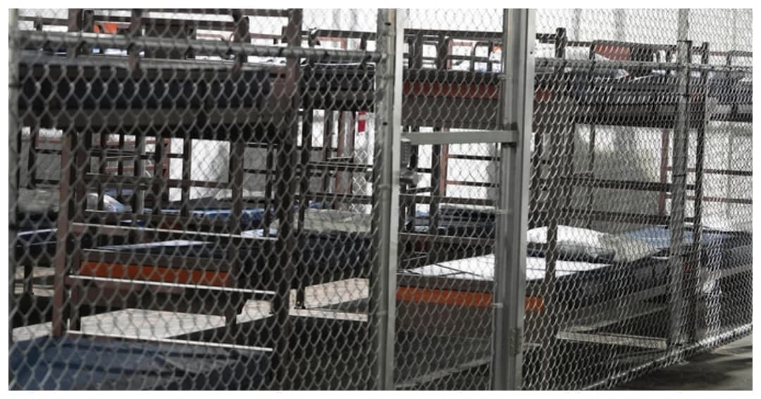 Alcaldesa de Miami-Dade insiste en pedir acceso a Alcatraz de los Caimanes para monitorear condición de los migrantes

