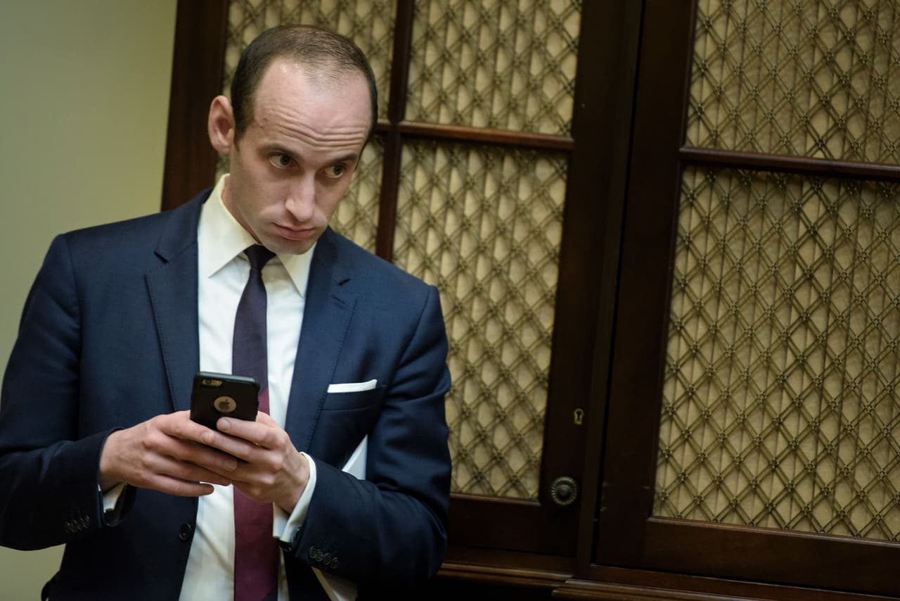 Stephen Miller antes de una reunión con congresistas en la Casa Blanca