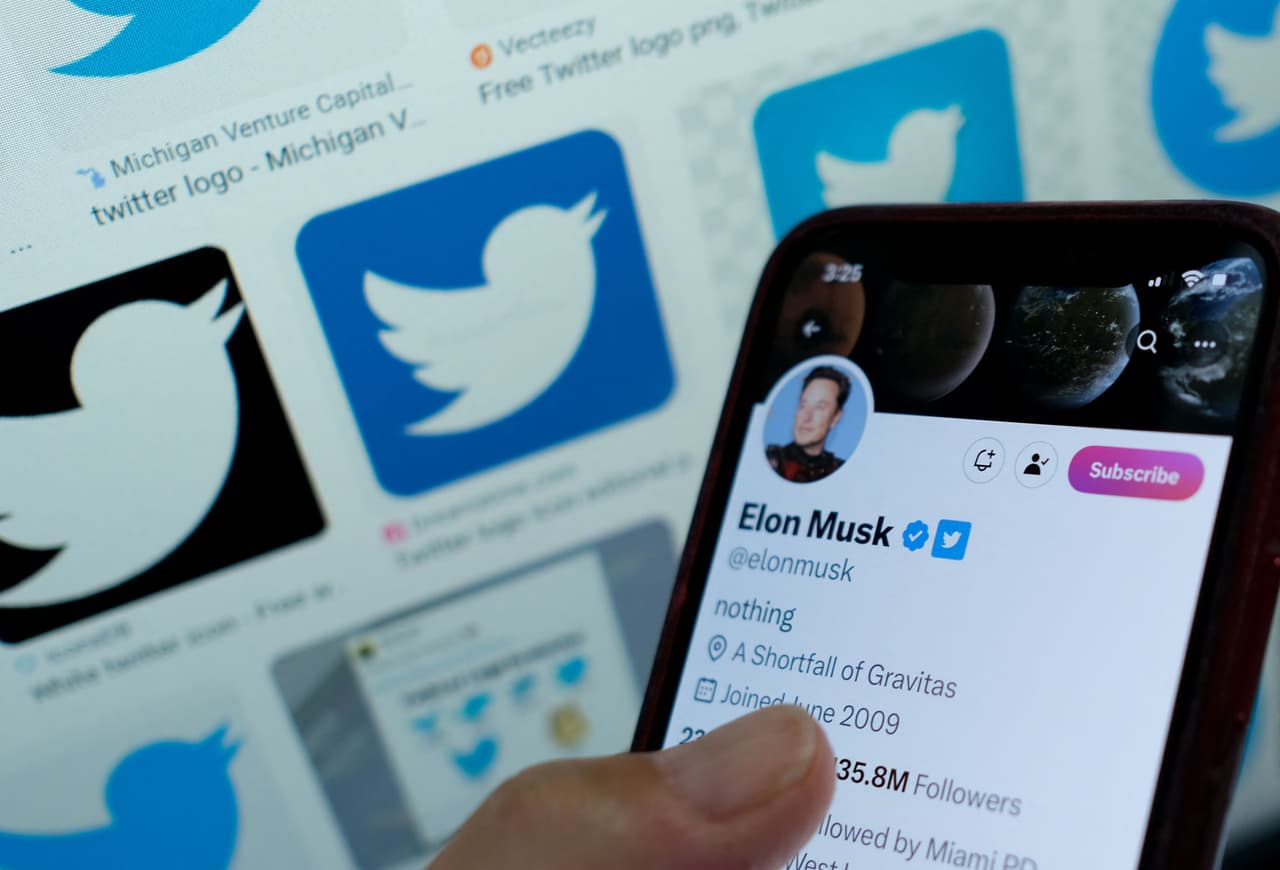 Twitter quita la palomita azul a los usuarios que no pagan suscripción