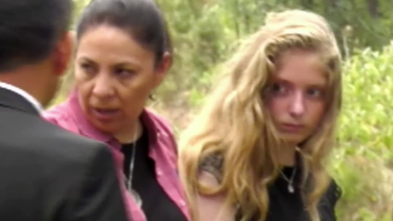 Rodeada de amor, la hija de Edith González mostró su fortaleza durante la misa y el entierro privado de su madre
