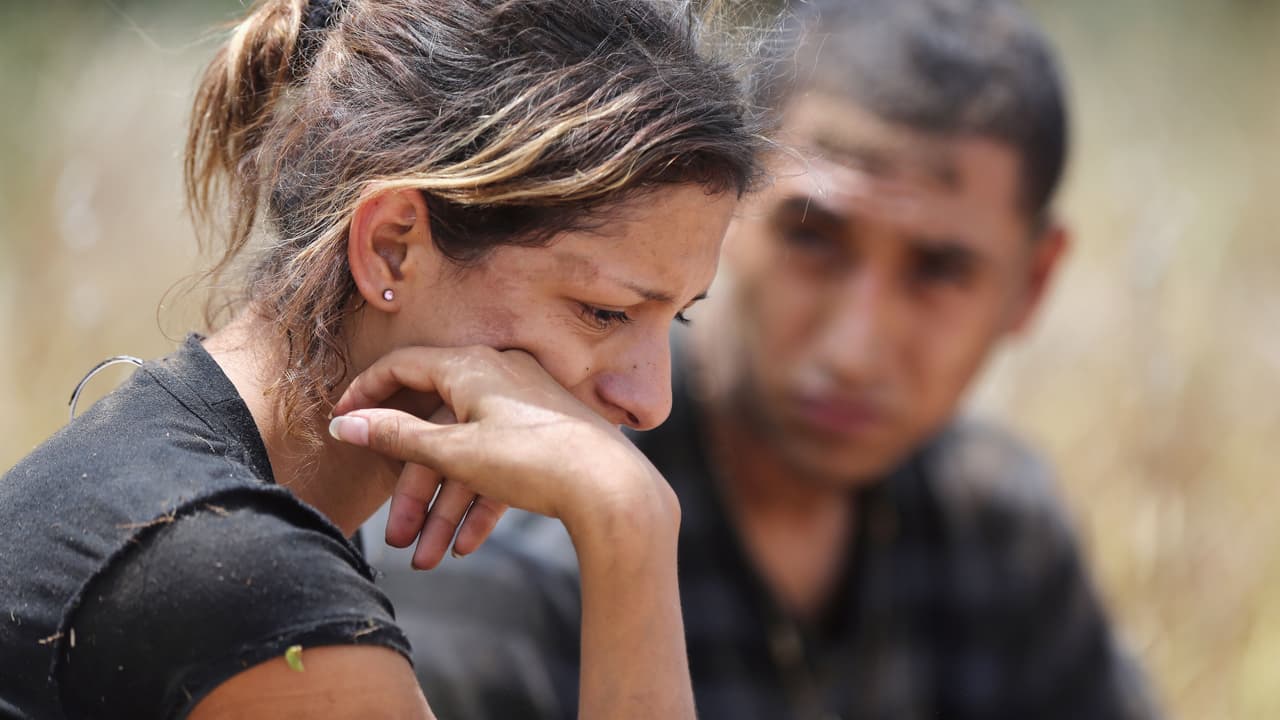 Inmigrantes son defraudados y estafados por hispano que se hizo pasar por agente legal