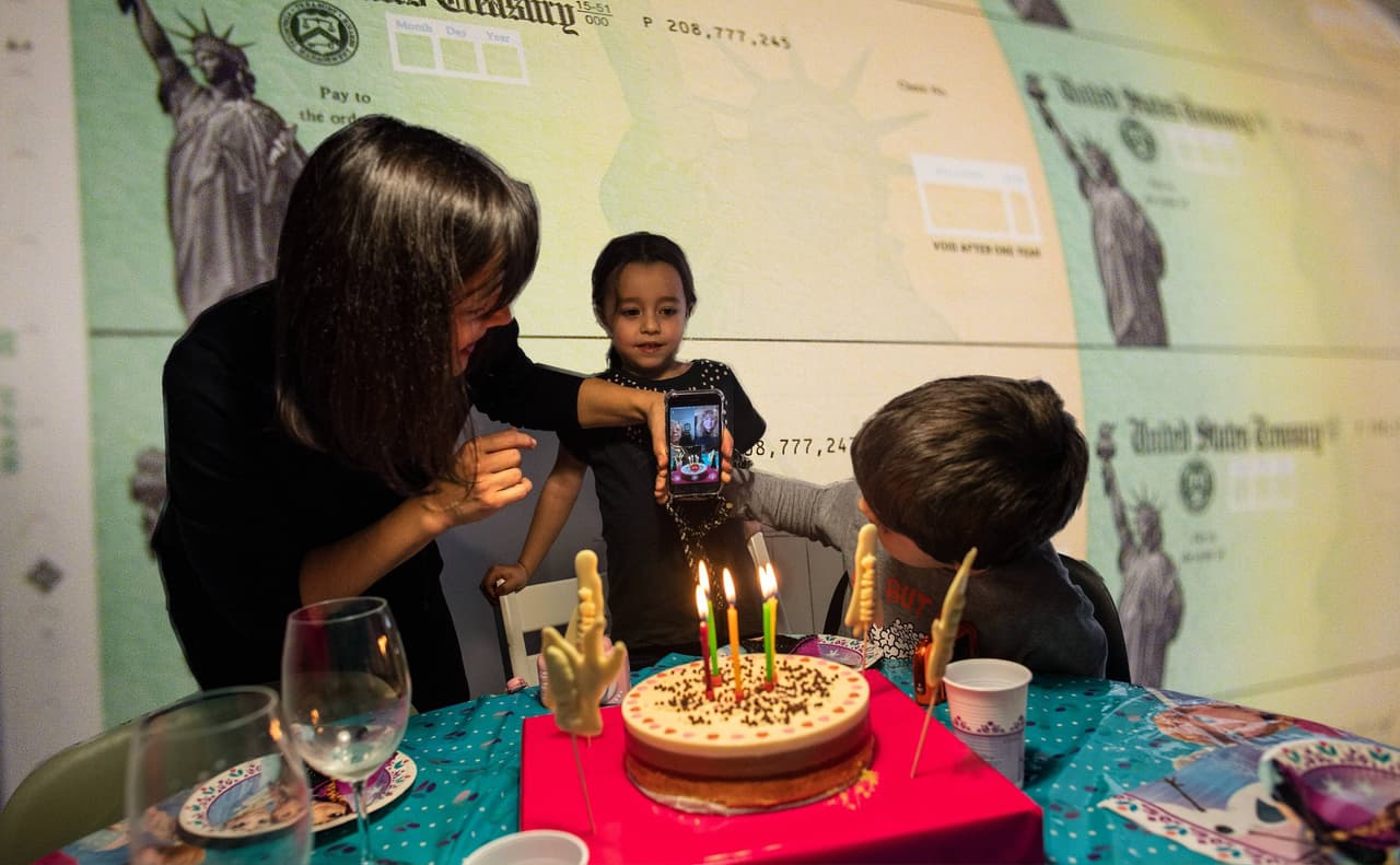 Una familia latina pudo beneficiarse con esta ayuda y se sorprendió con la cantidad de dinero que recibirá en su reembolso.