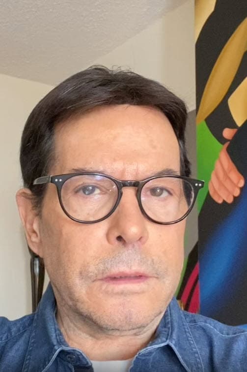 El periodista mexicano causó polémica por no ser residente de Florida, fue criticado por usuarios en redes y también fue 
<b>tema de conversación en medios internacionales</b>.
<br>