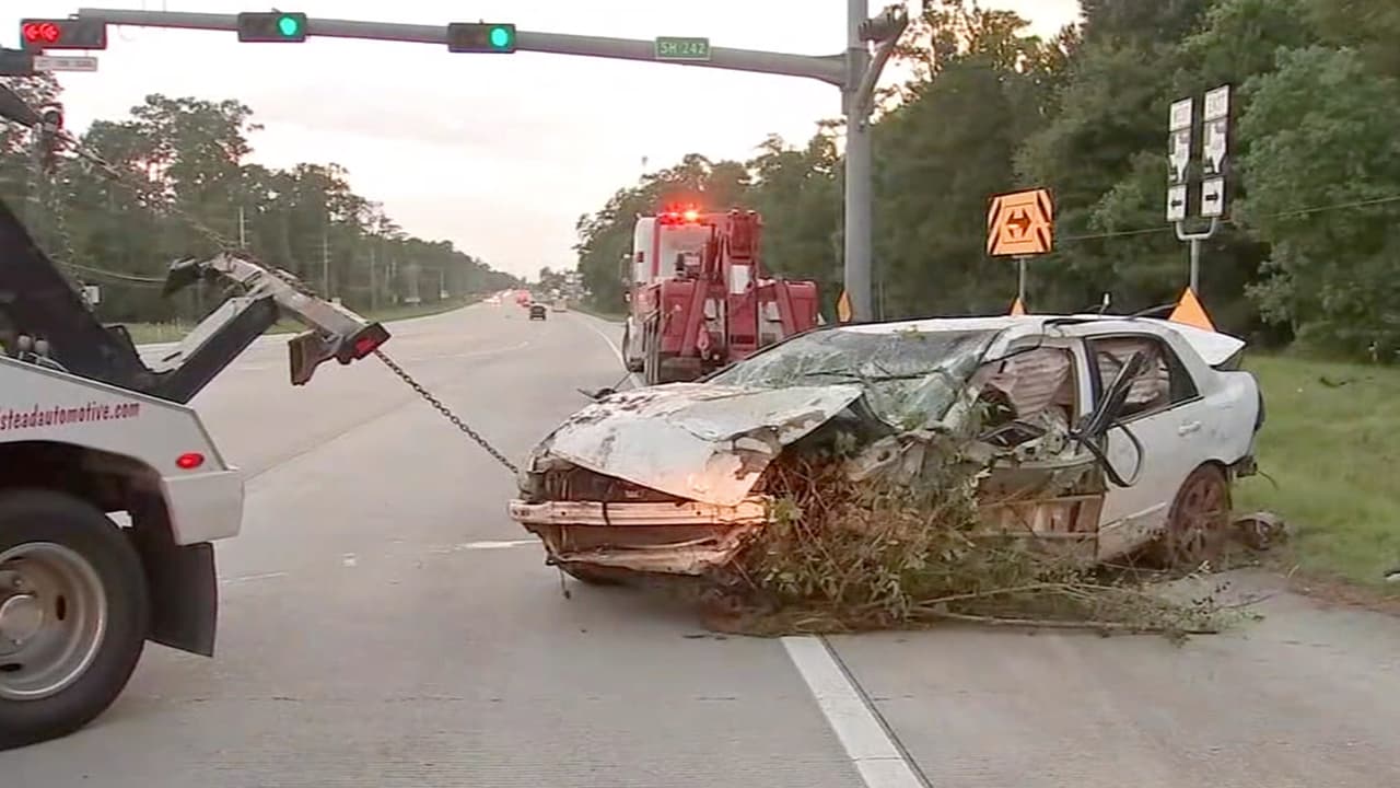 Así encontraron el vehículo que manejaba José Velásquez, un hispano de 32 años que estuvo perdido durante cinco días después y fue hallado vivo en una zona boscosa al norte de Houston.