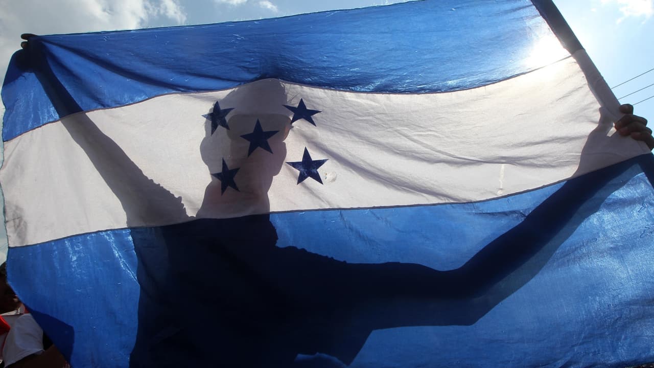 Se acerca el fin del TPS para hondureños y su renovación es incierta: “Nos tiene agobiados”
