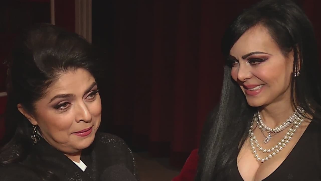 Afortunadamente, todavía tiene amigas, como Maribel Guardia con quien se divirtió en la obra 'Las Arpías'. 
<b>Mira este video para enterarte.</b>
