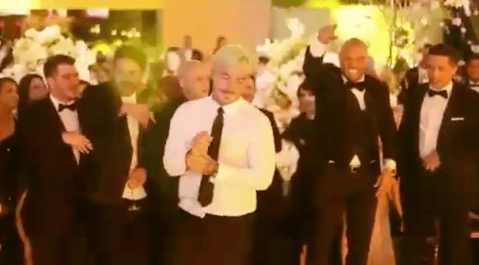 J Balvin publica el video de su caída en la boda de Nicky Jam