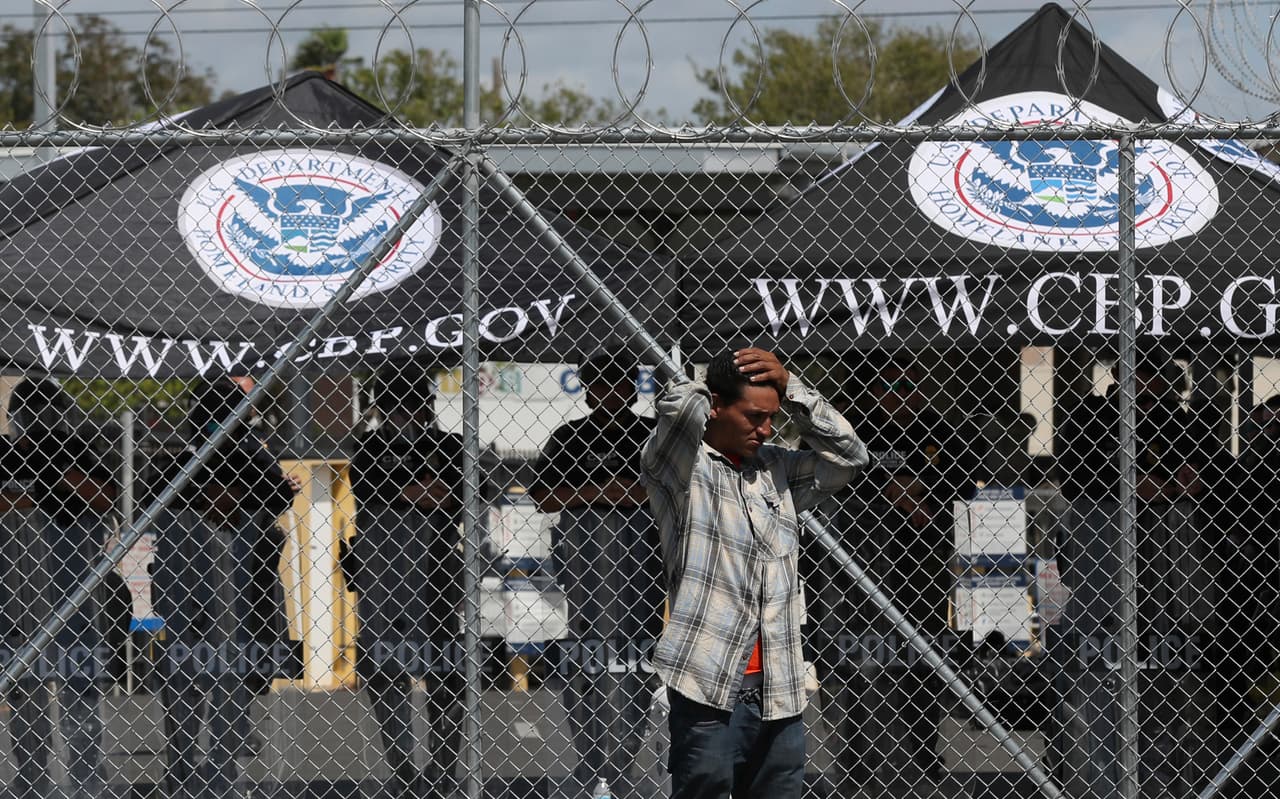 El gobierno publica nueva regla final que endurece requisitos para obtener asilo en EEUU