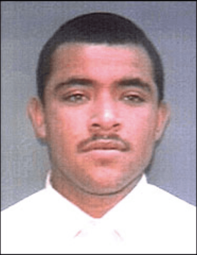 Victor Vargas ha sido identificado como pandillero y es buscado por asalto y asesinato de dos miembros de una pandilla rival.