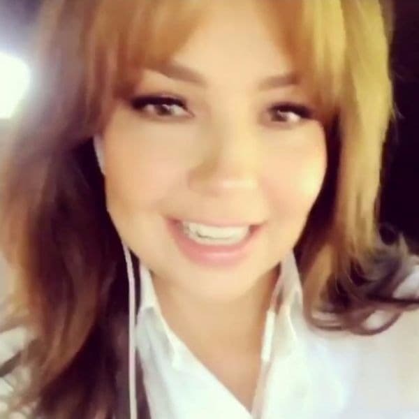 La que decidió no quedarse con los brazos cruzados fue 
<b><a href="http://www.univision.com/temas/thalia">Thalía</a></b>, quien convocó a toda la comunidad latina en Nueva York para llevar enlatados y ropa para enviar a su México querido.