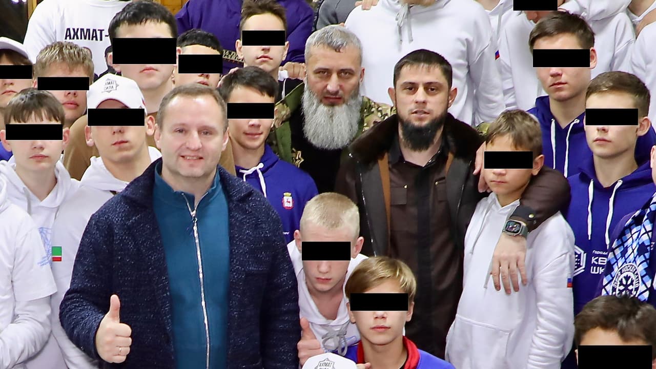 La masiva expulsión de niños ucranianos a Rusia: el presunto crimen de guerra por el que piden el arresto de Vladimir Putin