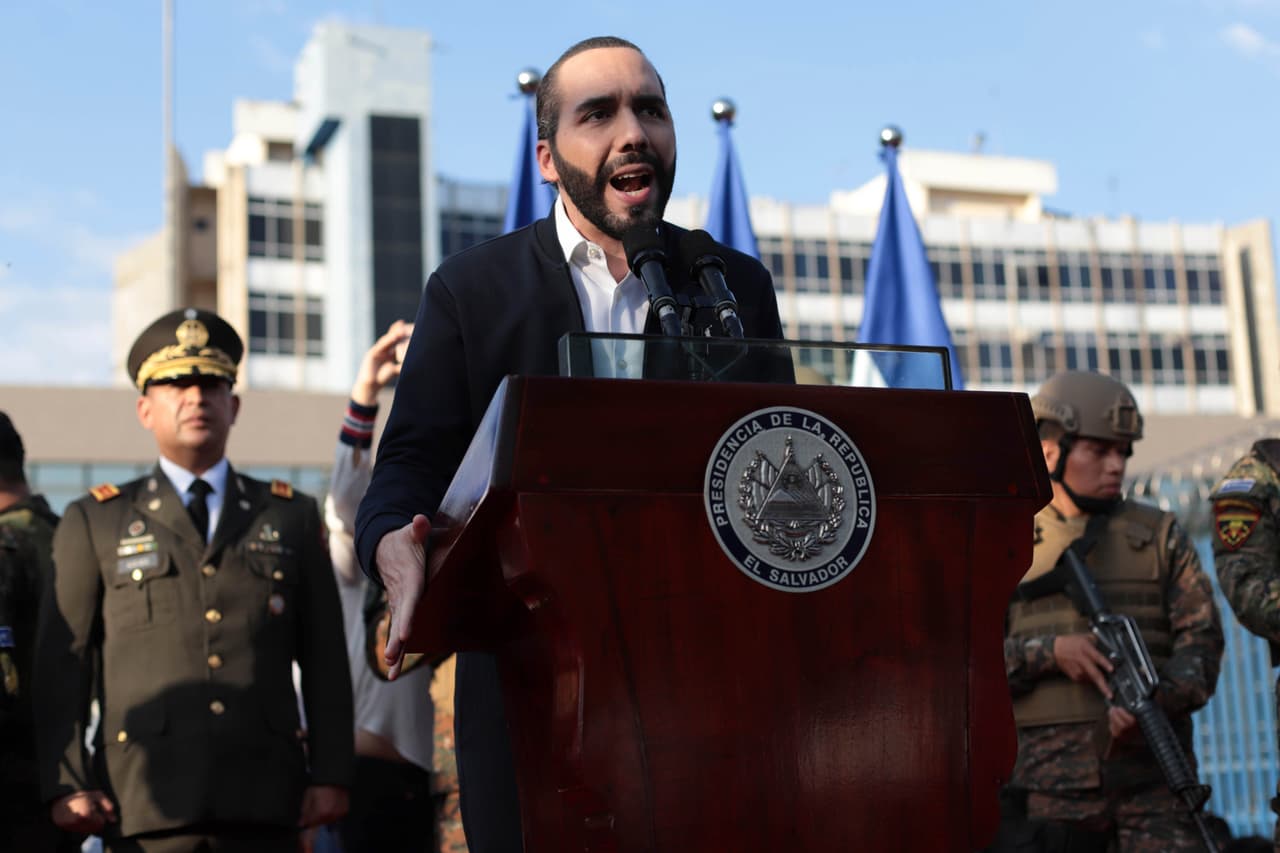 "Está claro quién tiene el control aquí": el presidente Bukele militariza y amenaza a la Asamblea Legislativa de El Salvador