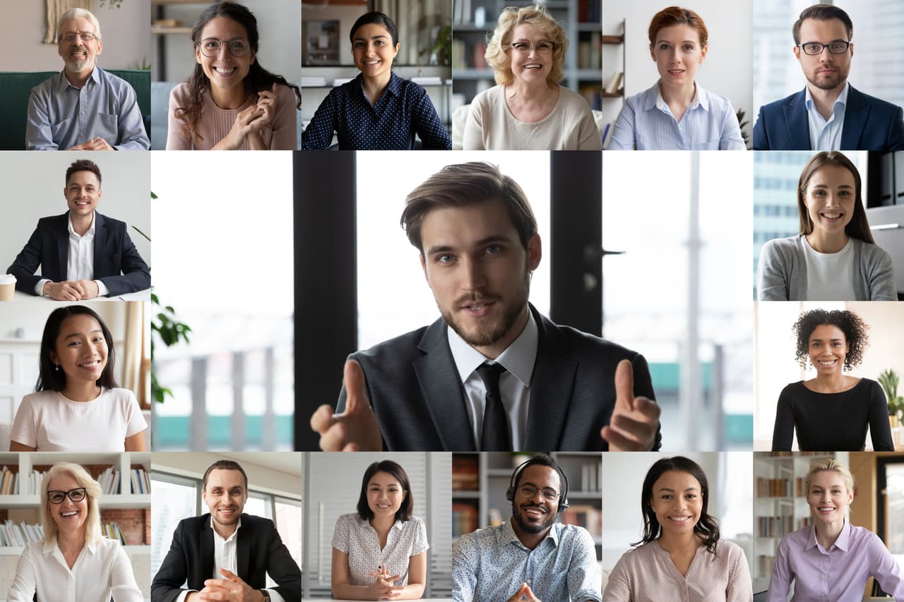 <b>4. Ejecutivo Senior de ventas</b>
<br>
<br>Salario promedio: 80,543 dólares al año.
<br>
<br>Para obtener este trabajo remoto bien remunerado se necesita experiencia en administración de ventas y un historial de éxito en este campo. Estos ejecutivos trabajan para fortalecer las relaciones con los clientes existentes y atraer nuevos. El 10% de los ejecutivos de ventas senior ganan cerca 135,000 dólares por año.
<br>
