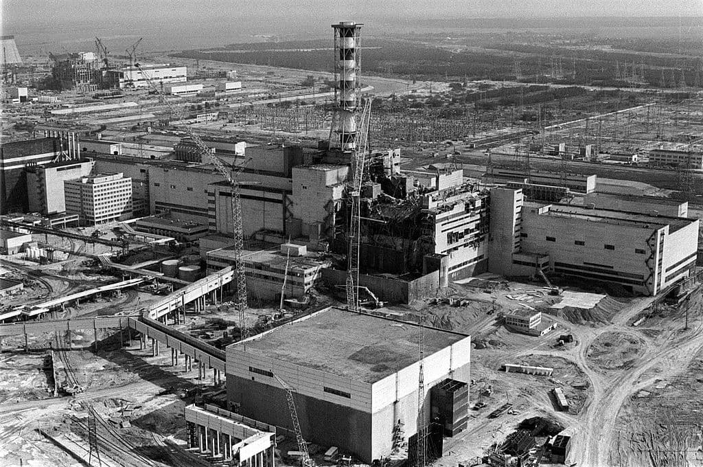 El incidente tuvo lugar a las 
<b>5:00 AM en el reactor número 4</b> de la planta de Chernóbil durante lo que debía ser una prueba rutinaria de corte eléctrico.