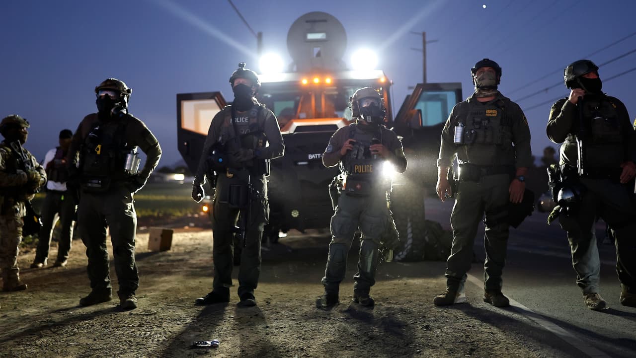 Agentes federales arrestan a 11 migrantes en Sacramento; uno contaba con condenas previas