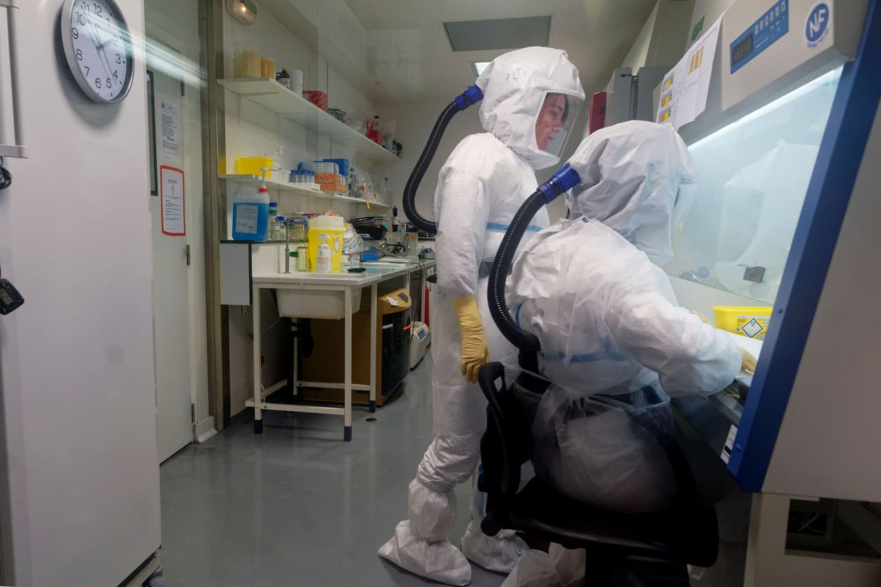 Si bien el gobernador recalcó que su administración trabaja en la “planificación y preparación para una distribución de vacunas segura y equitativa", el Departamento de Salud Pública de California (CDPH) ya publicó sus recomendaciones para las entregas.