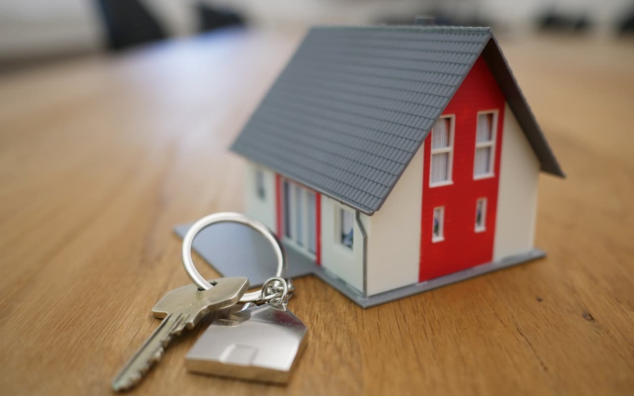 ¿Quieres comprar casa? California es uno de los sitios más inasequibles para vivienda, según informe
